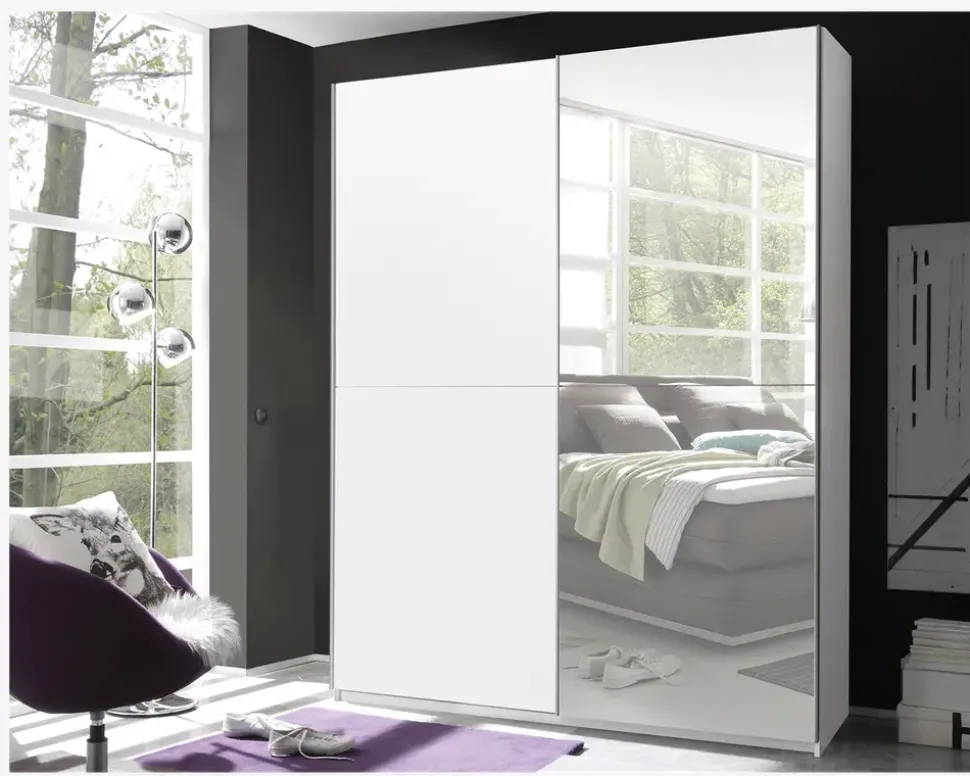 Garderobeskab m. 2 Skydedøre