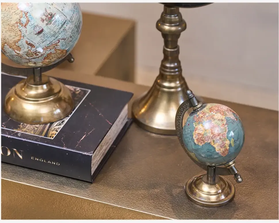 Globus m/fod blå Ø.7xH.15 cm