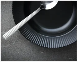 Groovy Suppe Tallerken Sort Ø23 cm