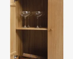 Reolopstilling med døre og skuffer oileret eg