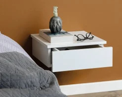 Sengebord Avignon med 1 skuffe hvid