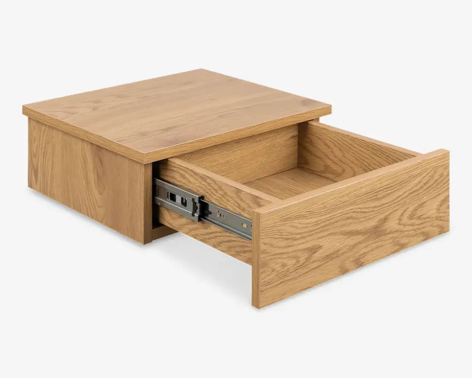 Sengebord Avignon med 1 skuffe vild eg kunstfiner