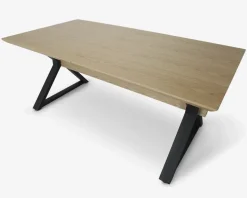 Spisebord med 3 butterfly tillægsplader