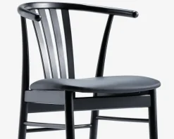 Spisebordsstol i sortlakeret bøg