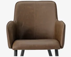 Spisebordsstol med armlæn i brun kunstlæder