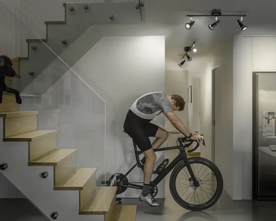 Spot 3xGU10 sort L.48,6 cm