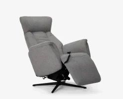 Stol med indbygget fodskammel og løftefunktion