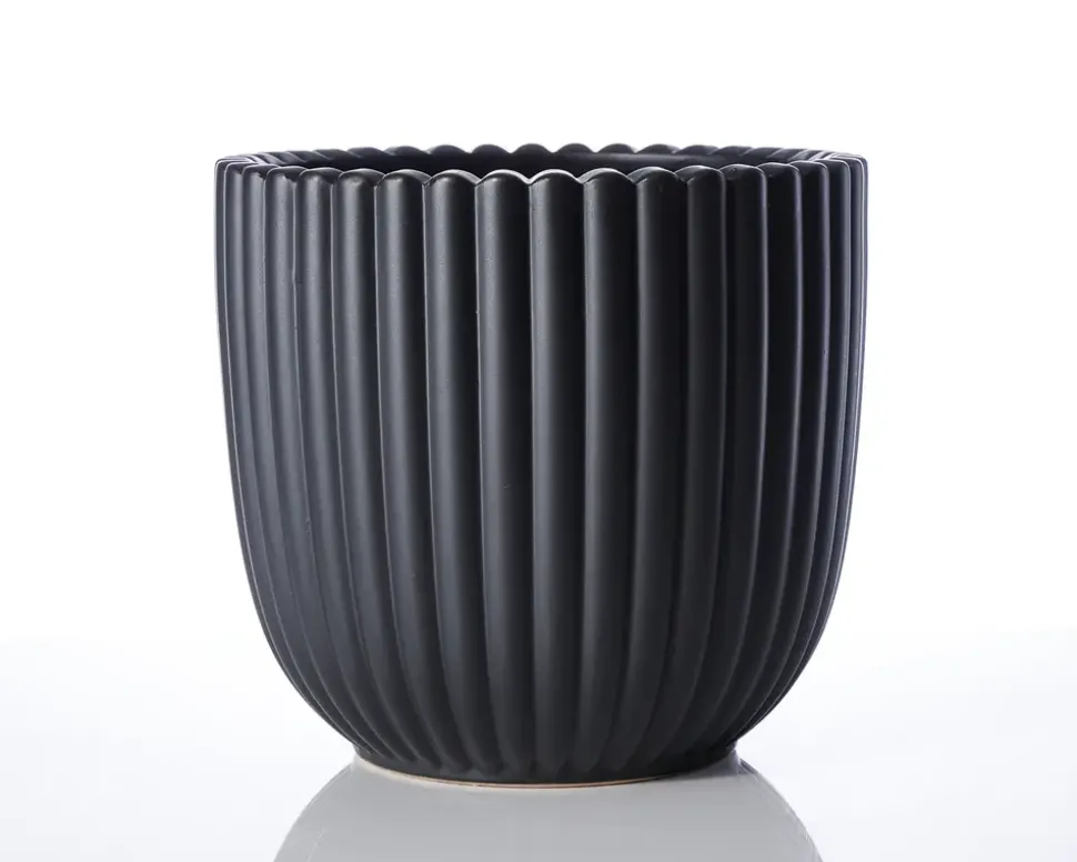 Urtepotteskjuler Nobel mat sort 17x18 cm