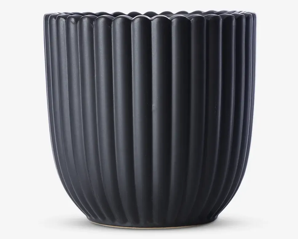 Urtepotteskjuler Nobel mat sort 20x22 cm