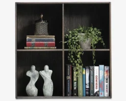 Væghængt bogreol røget eg