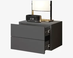 Væghængt sengebord med 2 skuffer